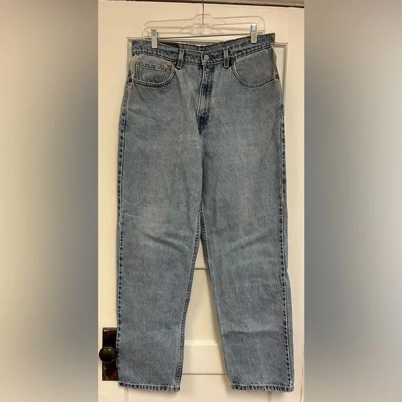 Levis 550 Relaxed Fit Jeans Mens 34x32 Blue Denim Distressed - Picture 3 of 9